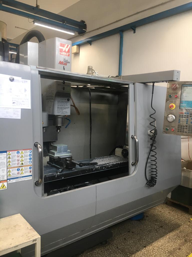 Centro di lavoro verticale HAAS TM3P