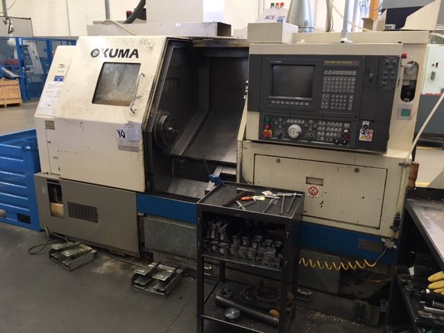 Tornio a controllo numerico OKUMA LB 15 II